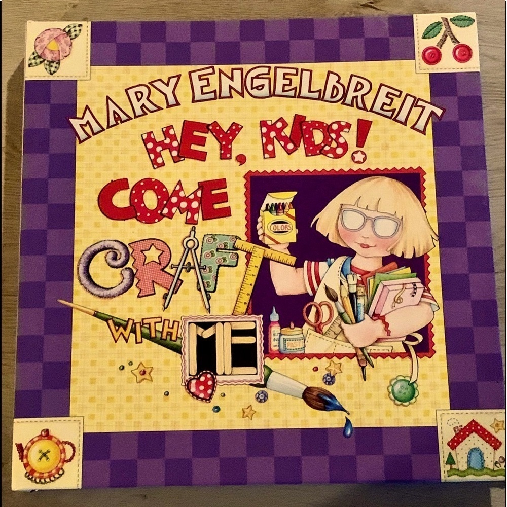 “Hey Kids Let’s Craft” Mary Engelbreit Book